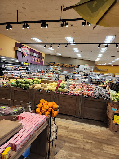 Grocery Store «Hannaford Supermarket», reviews and photos, 2 Freetown Rd #27, Raymond, NH 03077, USA