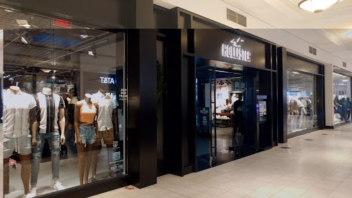 Clothing Store «Hollister Co.», reviews and photos, 160 N Gulph Rd #2045, King of Prussia, PA 19406, USA