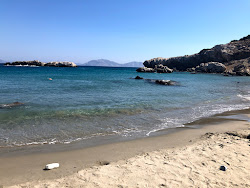 Fotografie cu Agios Georgios amplasat într-o zonă naturală