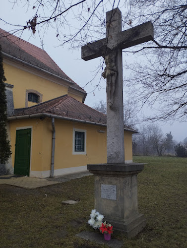 Opinii despre Békásmegyeri Szent József Plébánia în Budapest - Templom