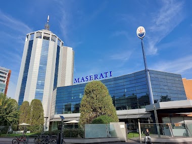Showroom Modena - Maserati Dealer