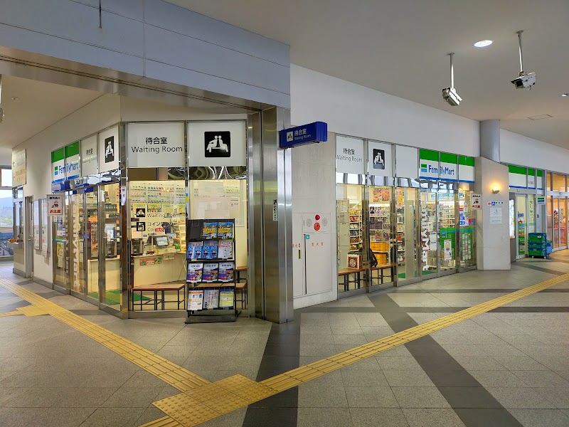ファミリーマート ＪＲ川内駅店