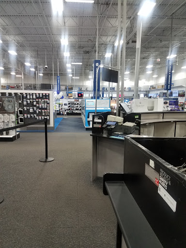 Electronics Store «Best Buy», reviews and photos, 1450 Koester Rd, Forsyth, IL 62535, USA