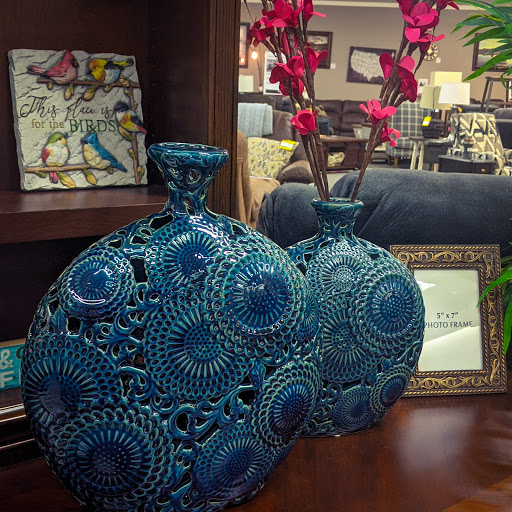 Furniture Store «Furnish 123», reviews and photos, 3235 E Hamilton Ave, Eau Claire, WI 54701, USA