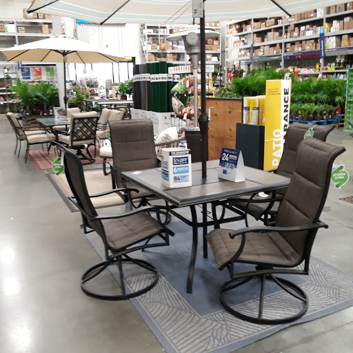 Shopping Mall «The Brickyard», reviews and photos, 2600 N Narragansett Ave, Chicago, IL 60639, USA