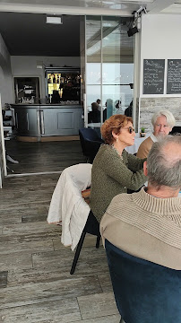 Atmosphère du Restaurant La Vague d'Or à La Seyne-sur-Mer - n°19