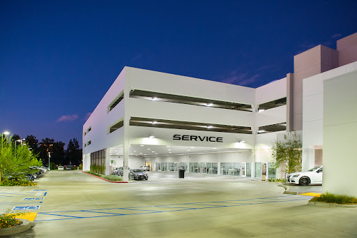 Lexus of Woodland Hills