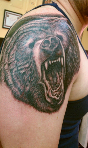 Tattoo Shop «Liongodz Tattoo Studio», reviews and photos, 401 N Santa Fe Ave, Pueblo, CO 81003, USA