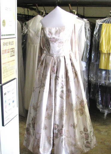 Dry Cleaner «Berkland Cleaners», reviews and photos, 2979 Sacramento St, Berkeley, CA 94702, USA