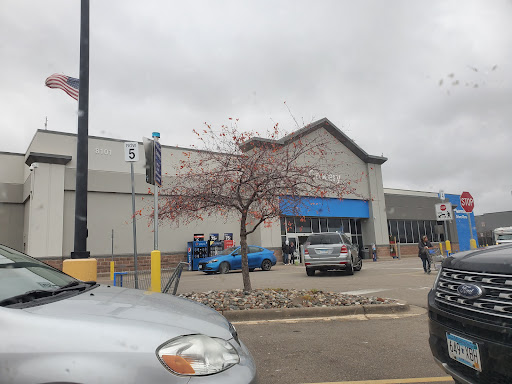 Department Store «Walmart Supercenter», reviews and photos, 8101 Old Carriage Ct, Shakopee, MN 55379, USA