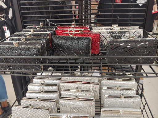 Clothing Store «K&G Fashion Superstore», reviews and photos, 80 Boston Post Rd #19, Orange, CT 06477, USA