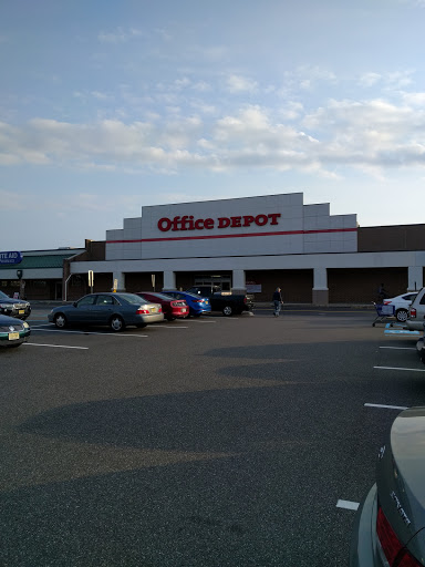 Shopping Mall «Eagle Plaza», reviews and photos, 700 Haddonfield-Berlin Rd #4a, Voorhees Township, NJ 08043, USA