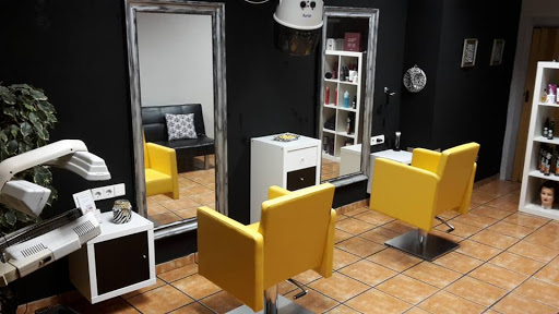 Perruqueria ESIBE • Centre d'estil i bellesa en Súria, Barcelona