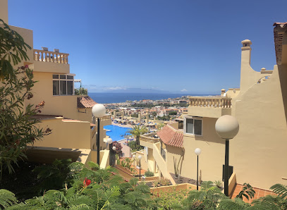 Yris Cimino Property Av. Maritima, 175, local 4, 38530 Candelaria, Santa Cruz de Tenerife, España