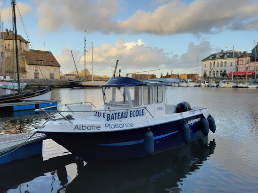 Albatre Plaisance - Bateau Ecole Permis Bateau Honfleur à Honfleur, Calvados