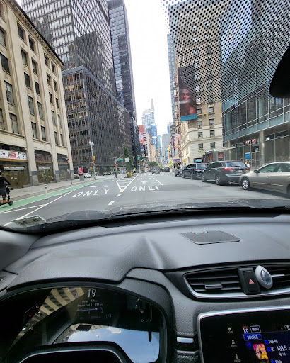 Electronics Store «7th Ave Electronics & Luggage», reviews and photos, 841 7th Ave, New York, NY 10019, USA