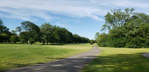 Golf Course «Raymond Memorial Golf Course», reviews and photos, 3860 Trabue Rd, Columbus, OH 43228, USA