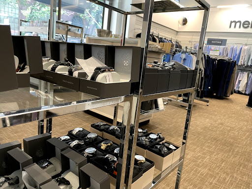 Department Store «Nordstrom Rack Chestnut Street», reviews and photos, 1700 Chestnut St, Philadelphia, PA 19103, USA