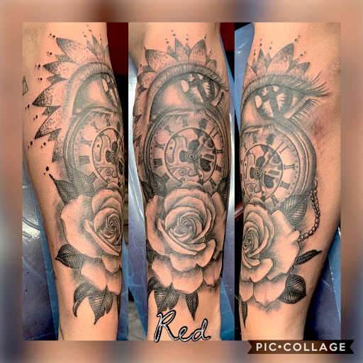 Explore rib tattoo ideas for guys, creative tattoo ideas in New York, available at Redink Tattoo Studio