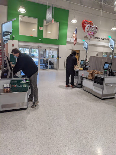 Supermarket «Publix Super Market at Cornerstone», reviews and photos, 7700 Vaughn Rd, Montgomery, AL 36116, USA