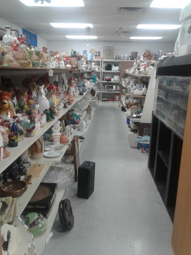 Thrift Store «Blue Bird Thrift Shop», reviews and photos, 1881 Apache Trail, Apache Junction, AZ 85119, USA