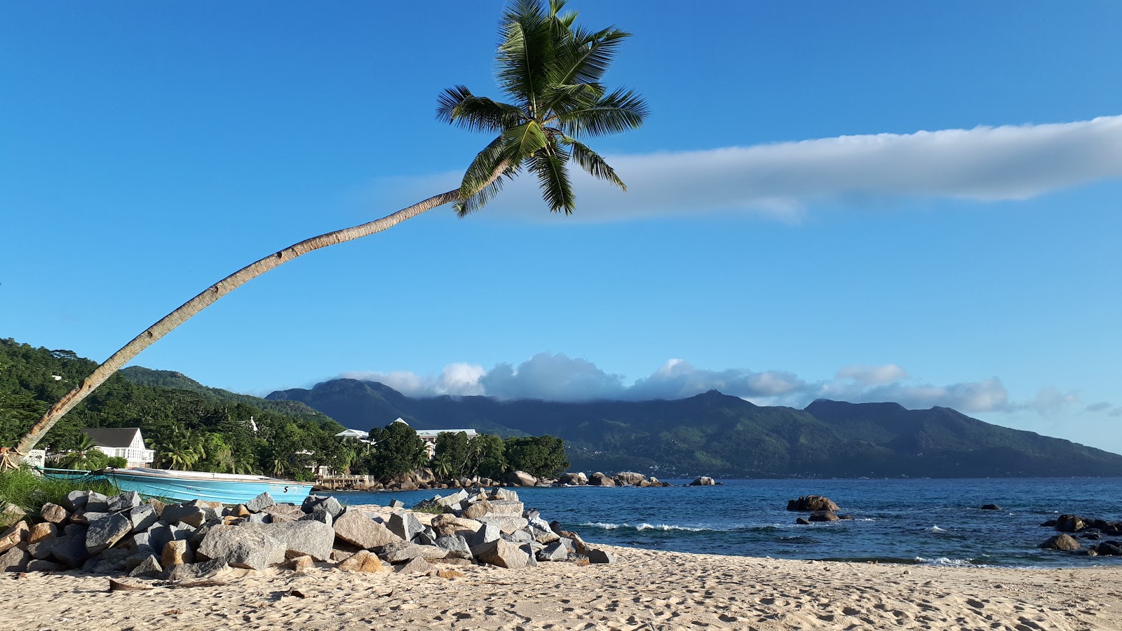 Foto av Glacis Beach med liten vik