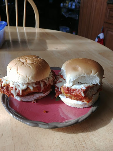 Meat Wholesaler «Main Street Wholesale Meats & Farmingdale Meat Market», reviews and photos, 210 Main St, Farmingdale, NY 11735, USA