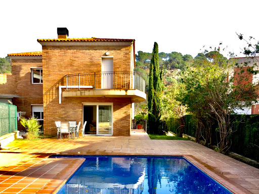 Montserrat Viladoms iad España en Sant Pol de Mar