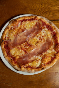 Photos du propriétaire du Pizzeria Au Coin de Table - Restaurant Pizza Lyon 7 - n°17