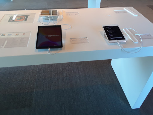 Cell Phone Store «AT&T», reviews and photos, 305 Gellert Blvd, Daly City, CA 94015, USA