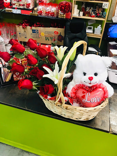 Florist «Floreria Alcatraz», reviews and photos, 159 Aldine Bender Rd #174, Houston, TX 77060, USA