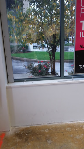 Cell Phone Store «T-Mobile», reviews and photos, 3 Everett St, Revere, MA 02151, USA