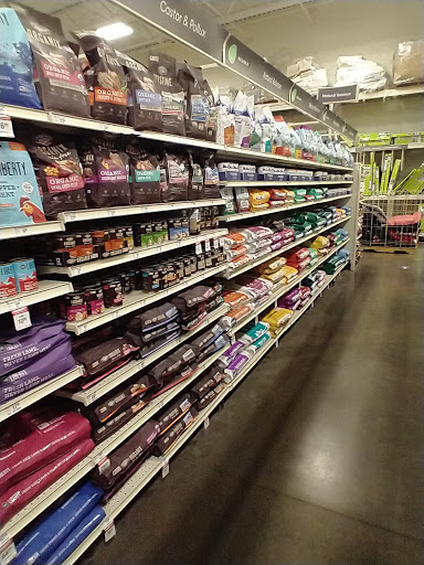 Pet Supply Store «PetSmart», reviews and photos, 105 Wagner Rd, Monaca, PA 15061, USA