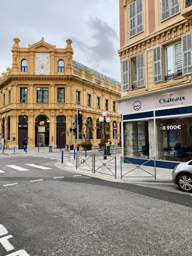 des Châteaux immobilier à Nice