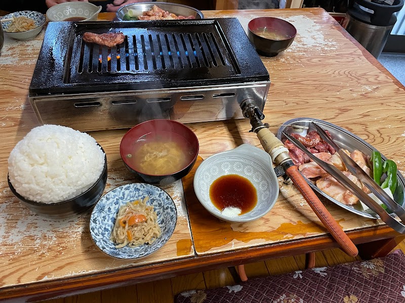 焼肉 赤れんが