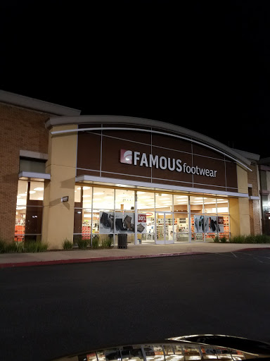 Famous Footwear, 3335 Grand Oaks, Corona, CA 92881, USA, 