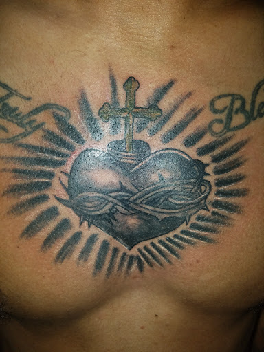 Tattoo Shop «Assassins Tattoo Shop», reviews and photos, 405 Reed Ave, Kalamazoo, MI 49001, USA