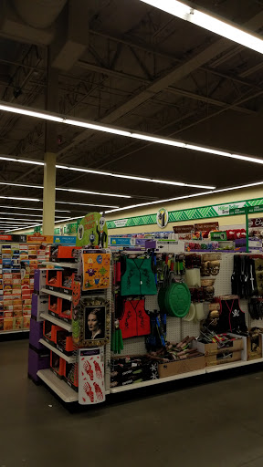 Dollar Store «Dollar Tree», reviews and photos, 25000 Blue Ravine Rd, Folsom, CA 95630, USA