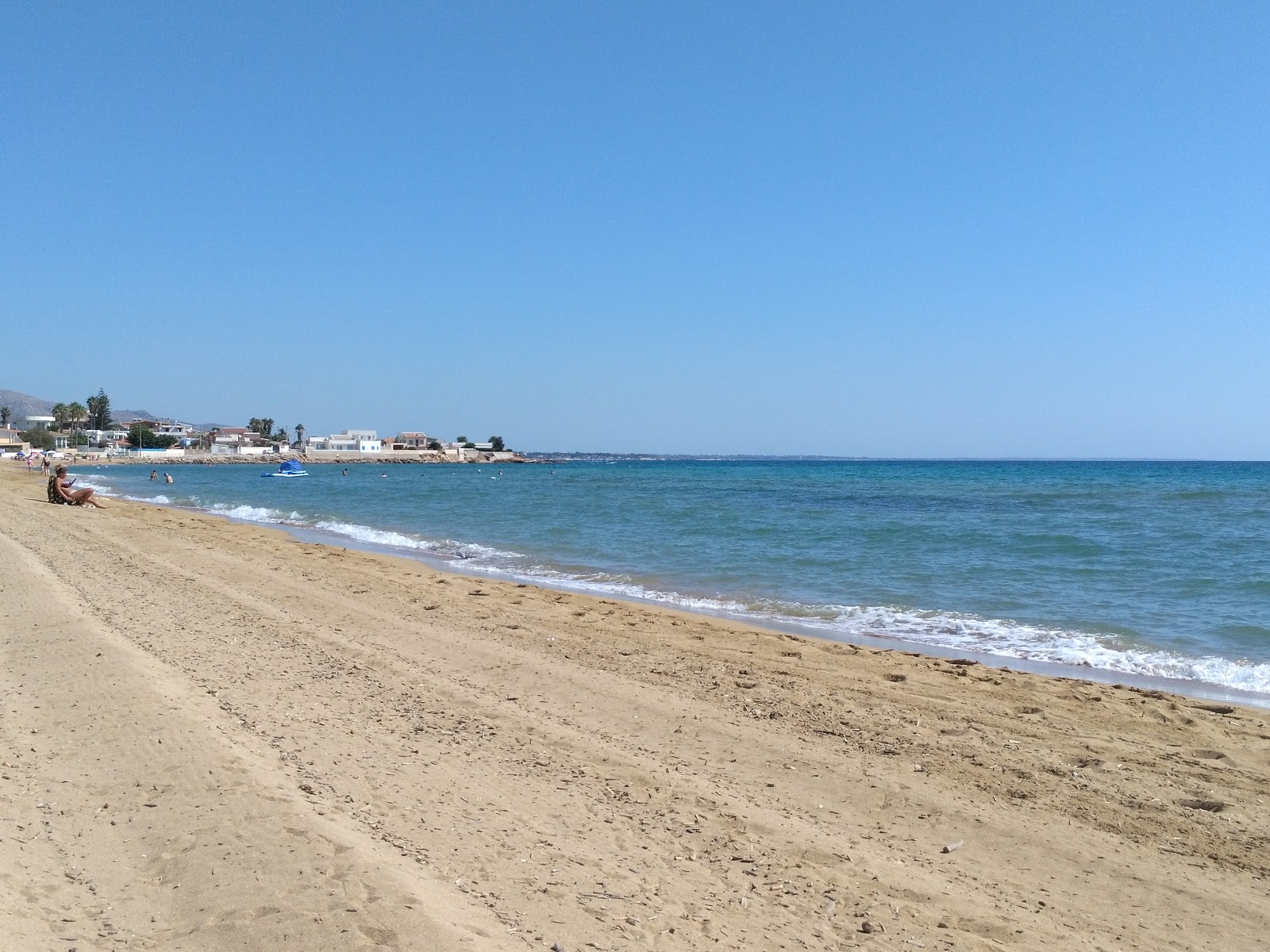 Spiaggia Calabernardo的照片 带有宽敞的海湾