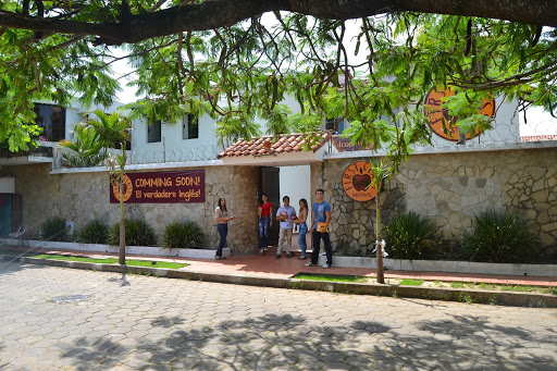 English academy Santa Cruz