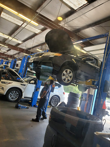 Car Repair and Maintenance «Pep Boys Auto Service & Tire», reviews and photos, 22545 Catfish Lake Ln, Lutz, FL 33549, USA