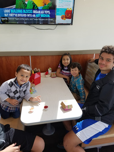 Clothing Store «Ross Dress for Less», reviews and photos, 13855 Outlet Dr, Silver Spring, MD 20904, USA