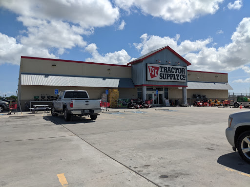 Home Improvement Store «Tractor Supply Co.», reviews and photos, 2754 Saratoga Blvd, Corpus Christi, TX 78415, USA