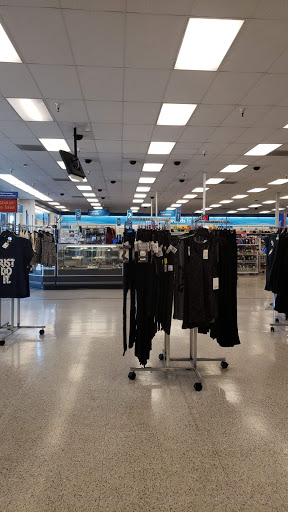 Clothing Store «Ross Dress for Less», reviews and photos, 340 W Kettleman Ln, Lodi, CA 95240, USA