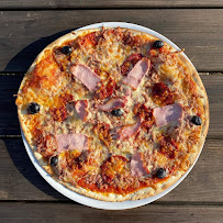 Pizza du Pizzas à emporter Les Nanas à Janneyrias - n°13
