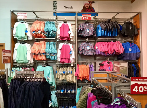 Sportswear Store «Columbia Sportswear Outlet Store - Orlando Premium Outlets», reviews and photos, 8166 Vineland Ave #1765, Orlando, FL 32821, USA