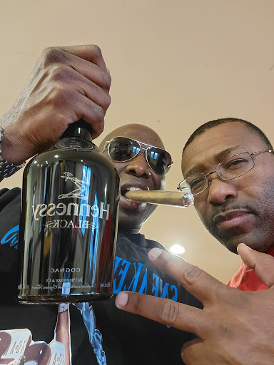 Cigar Shop «Dirty Dog Cigar Shoppe», reviews and photos, 4601 Walnut St, McKeesport, PA 15132, USA