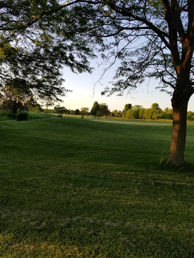 Golf Course «Boone Creek Golf Course», reviews and photos, 6912 Mason Hill Rd, Bull Valley, IL 60050, USA