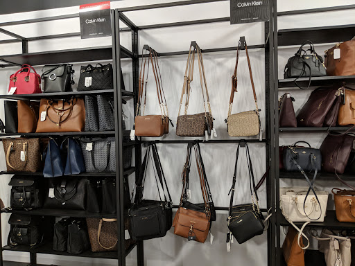 Department Store «Saks OFF 5TH», reviews and photos, 1675 Rockville Pike, Rockville, MD 20852, USA