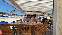 Atmosphère du Restaurant Le Victy Beach à Sausset-les-Pins - n°9